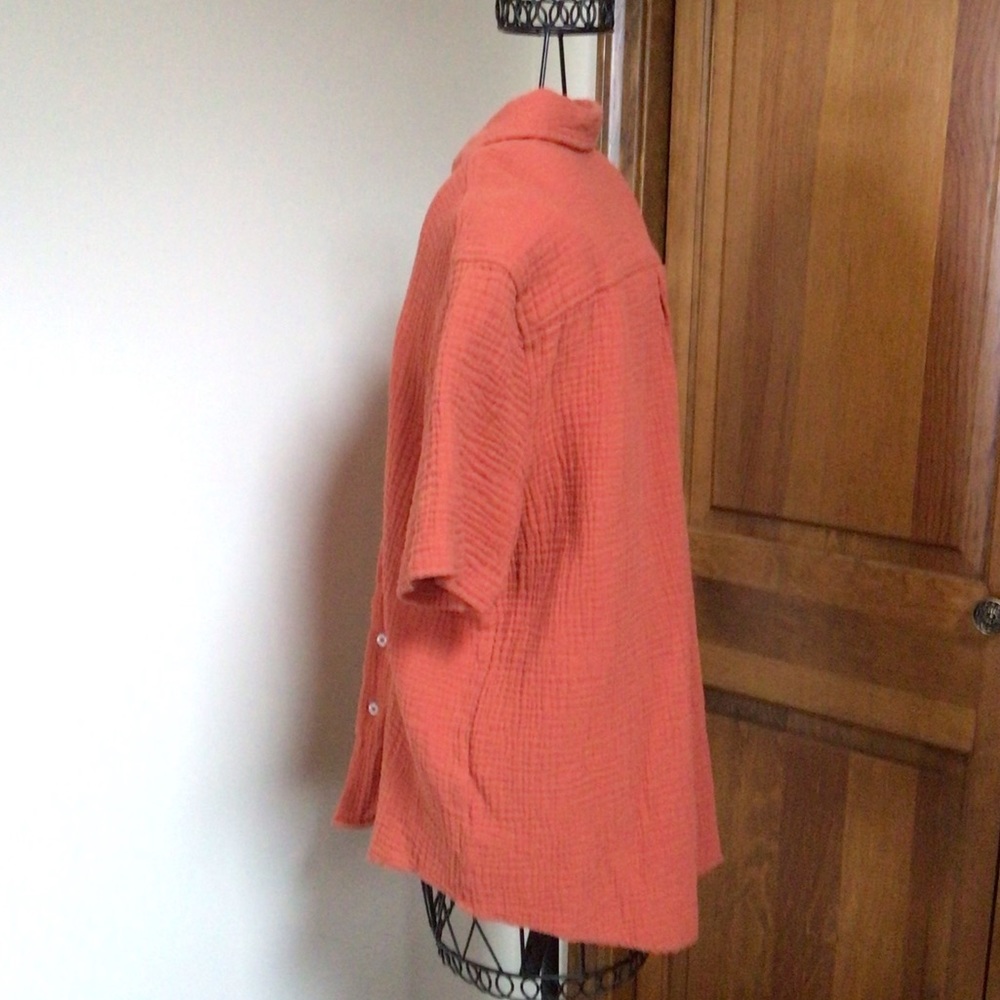 target pride top button front short sleeve gauzy cotton Orange rainbow, XL - Picture 5 of 6